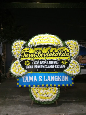 Papan Bunga Duka di Pondok Jagung Timur